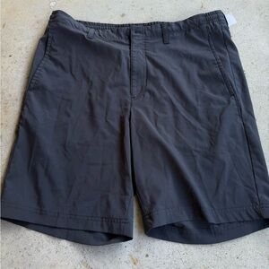 PGA tour men’s golf shorts